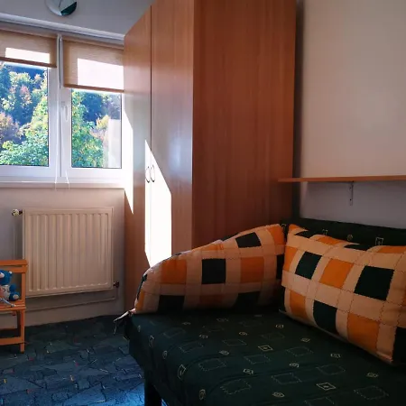 Apartament Langa Castan *